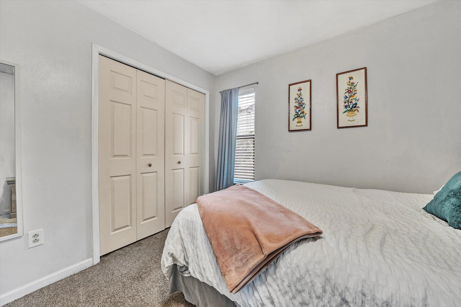 5579 Cynthia DR - Photo 26