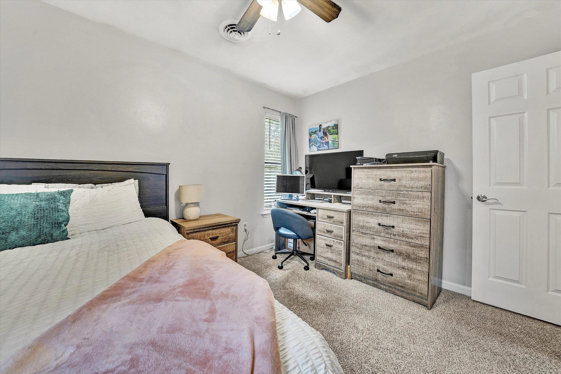 5579 Cynthia DR - Photo 27