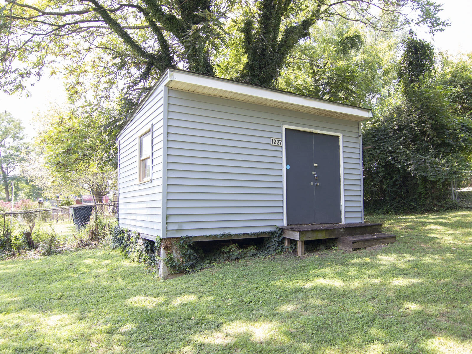 1227 Buena Vista BLVD SE - Photo 20