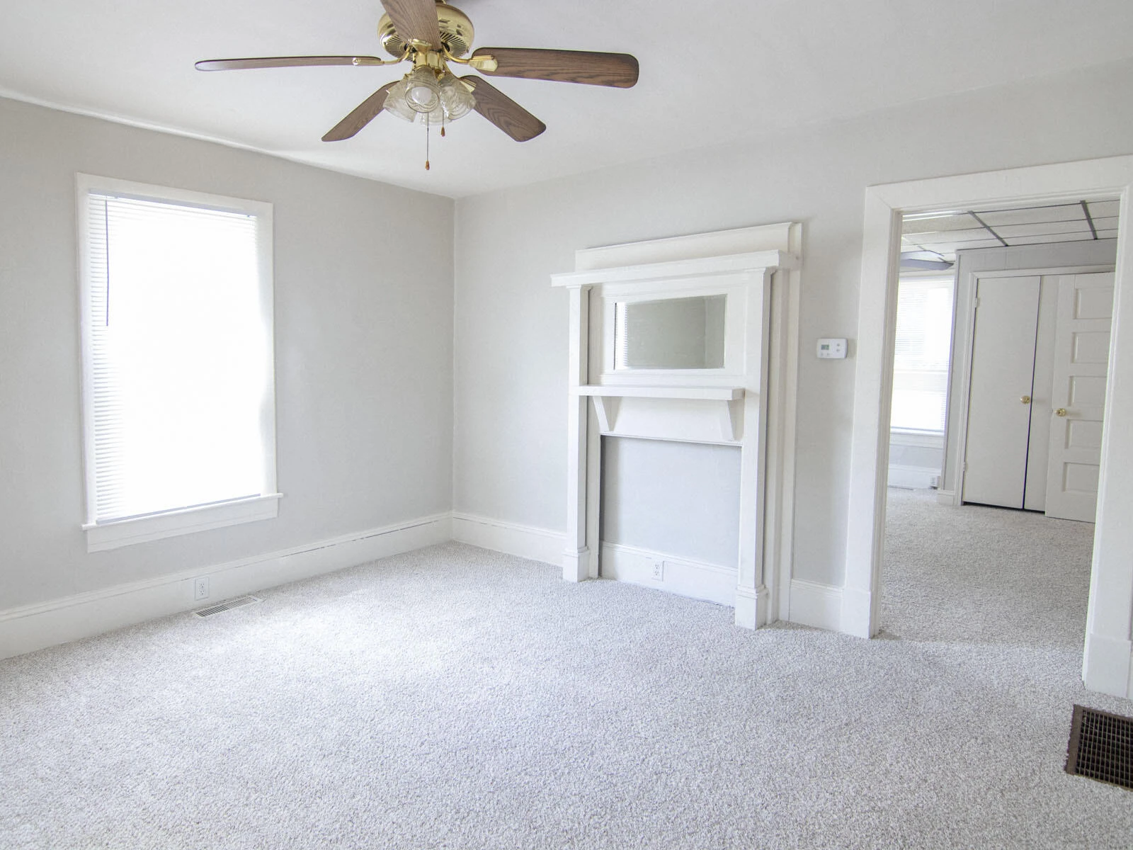 1227 Buena Vista BLVD SE - Photo 7