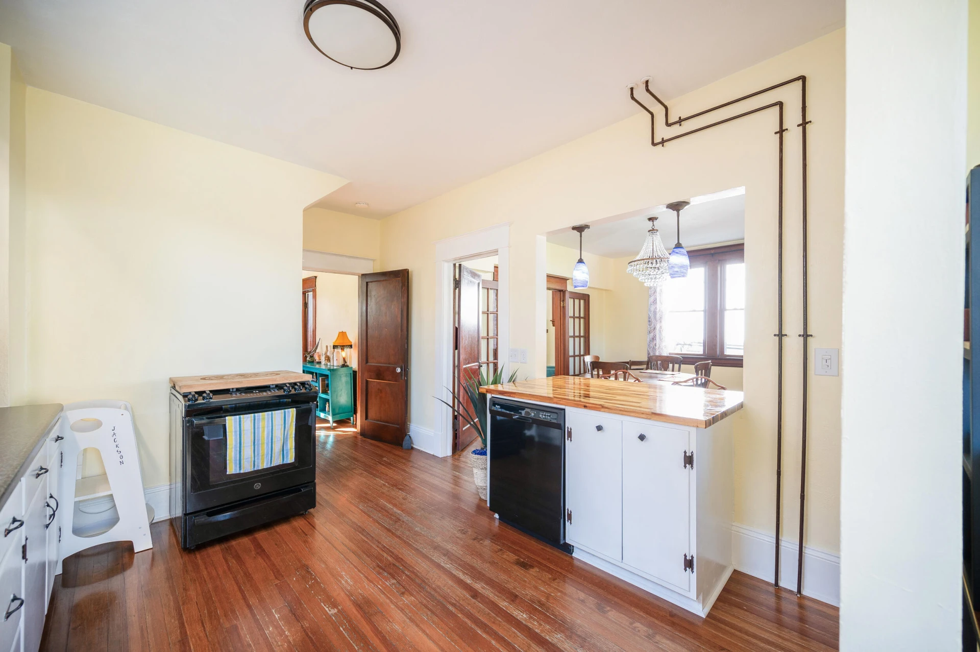1710 Kenwood BLVD SE - Photo 18