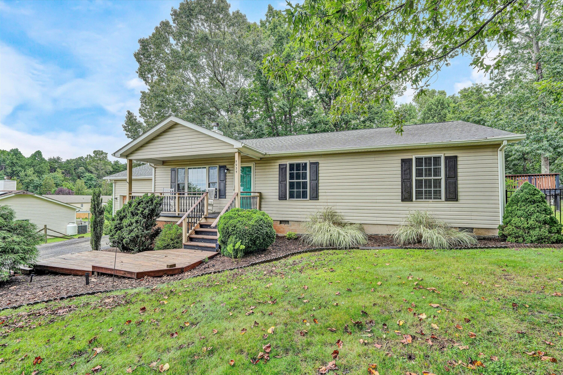 5935 Scruggs RD - Photo 3