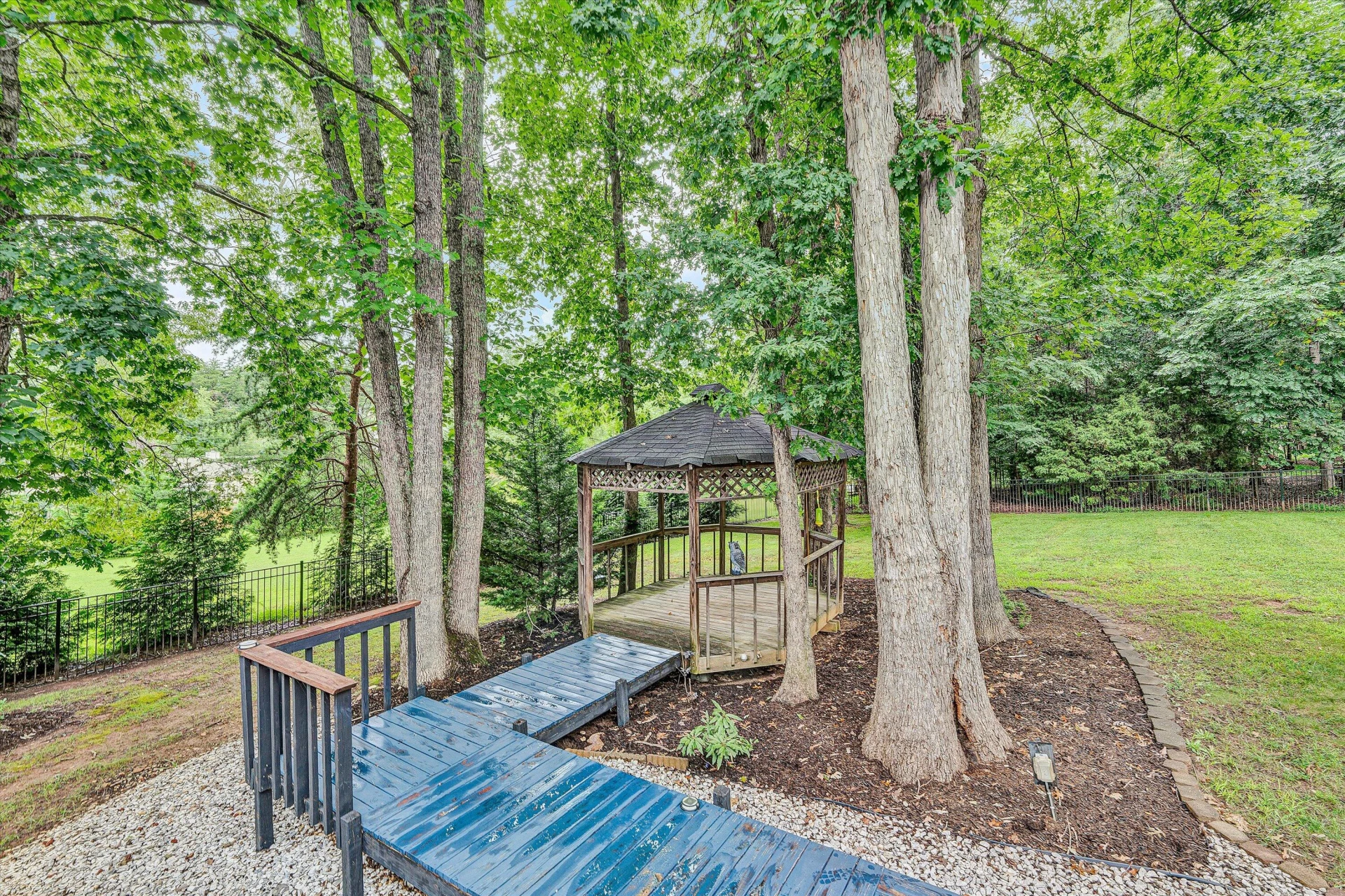 5935 Scruggs RD - Photo 28