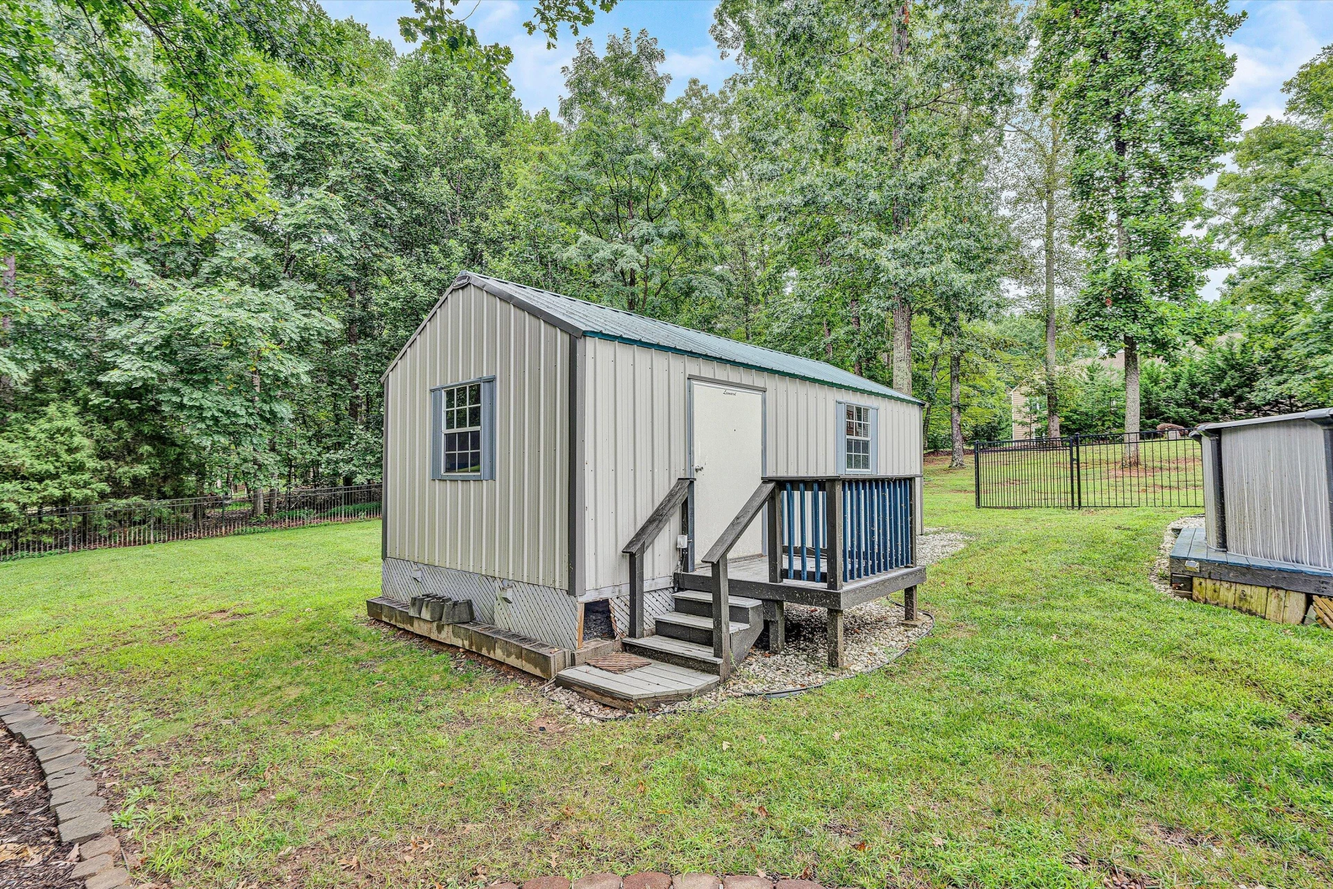 5935 Scruggs RD - Photo 31