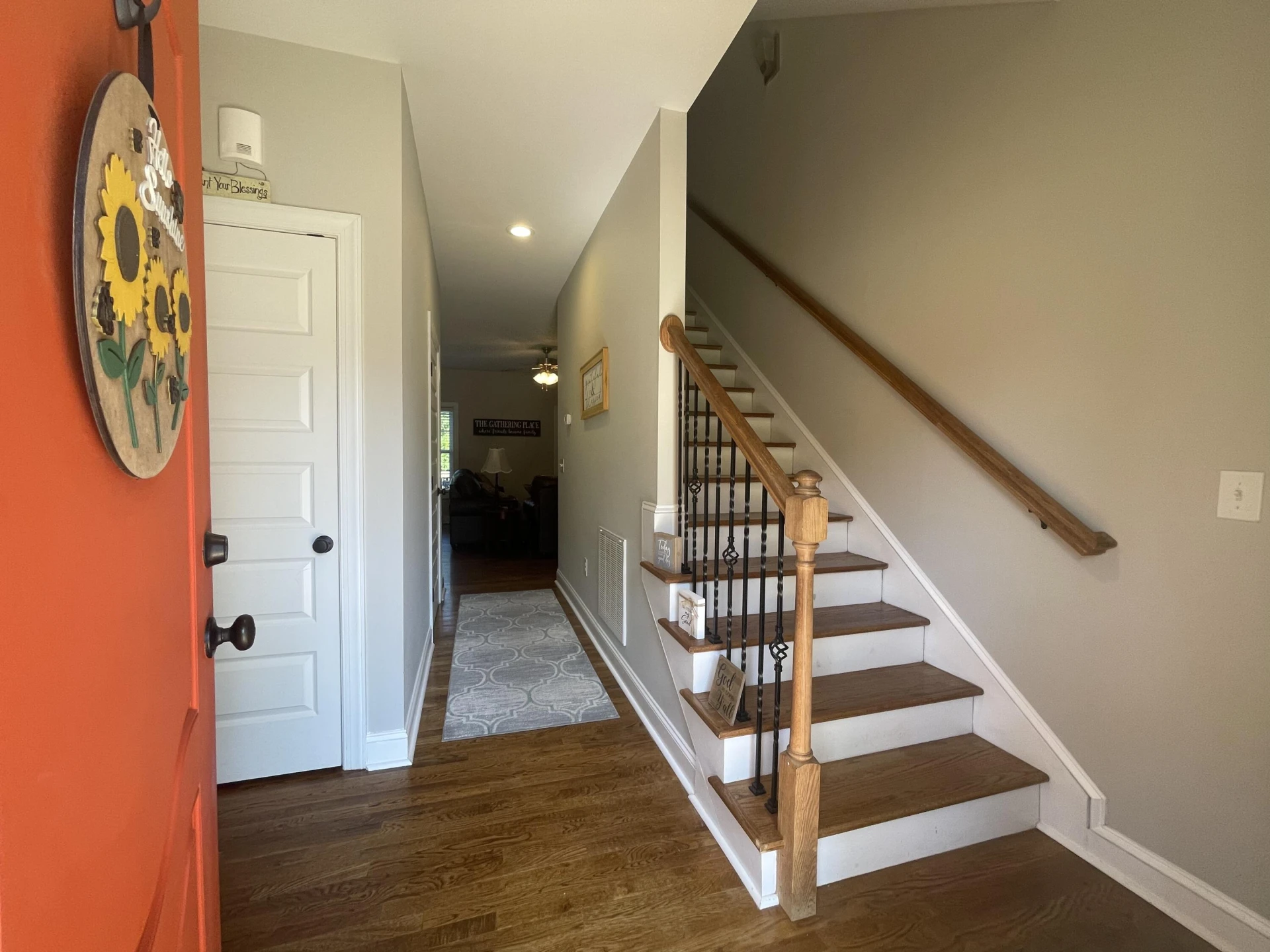 1182 Crest Ridge DR - Photo 2
