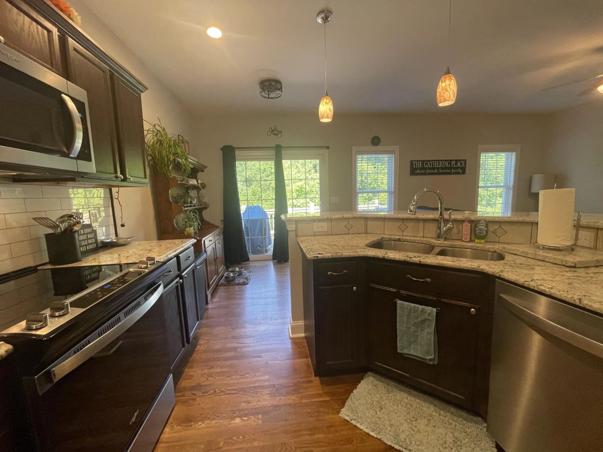 1182 Crest Ridge DR - Photo 3