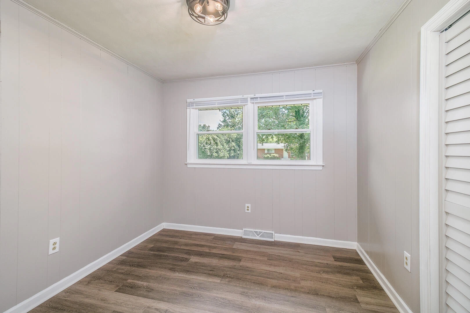 1141 Starmount AVE - Photo 15