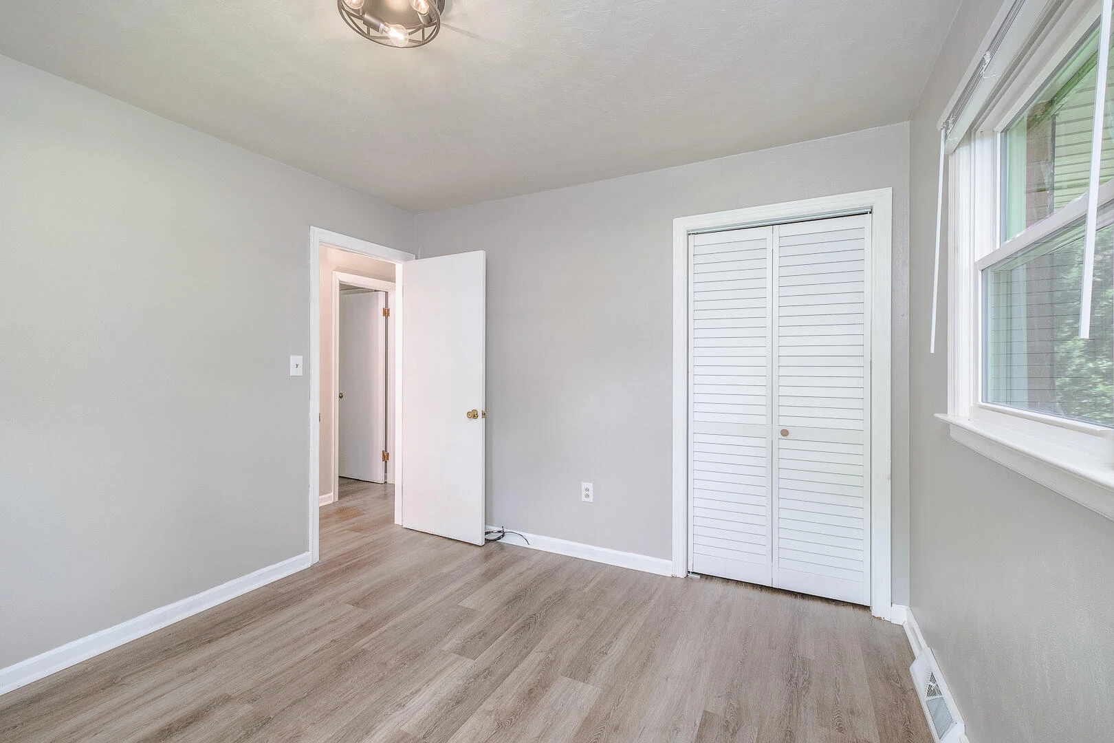 1141 Starmount AVE - Photo 20