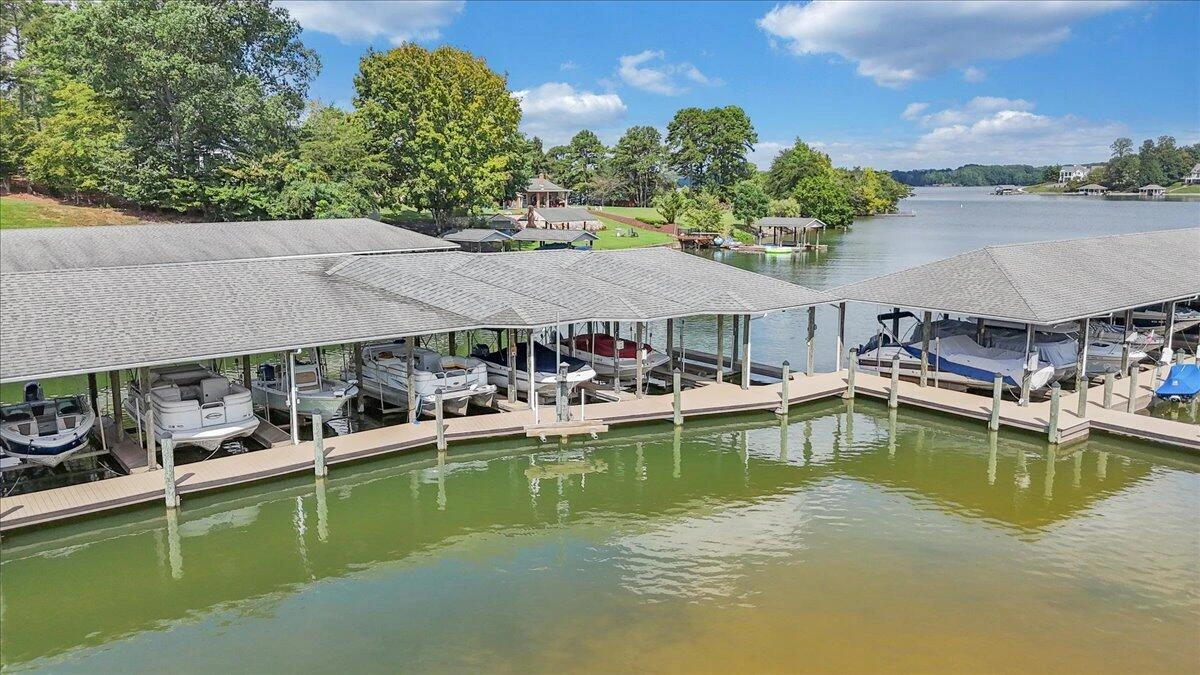 305 Lands End CIR - Photo 105