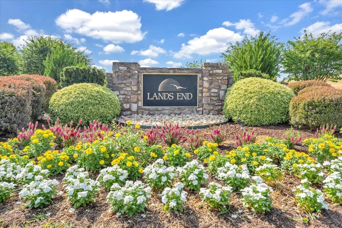 305 Lands End CIR - Photo 108