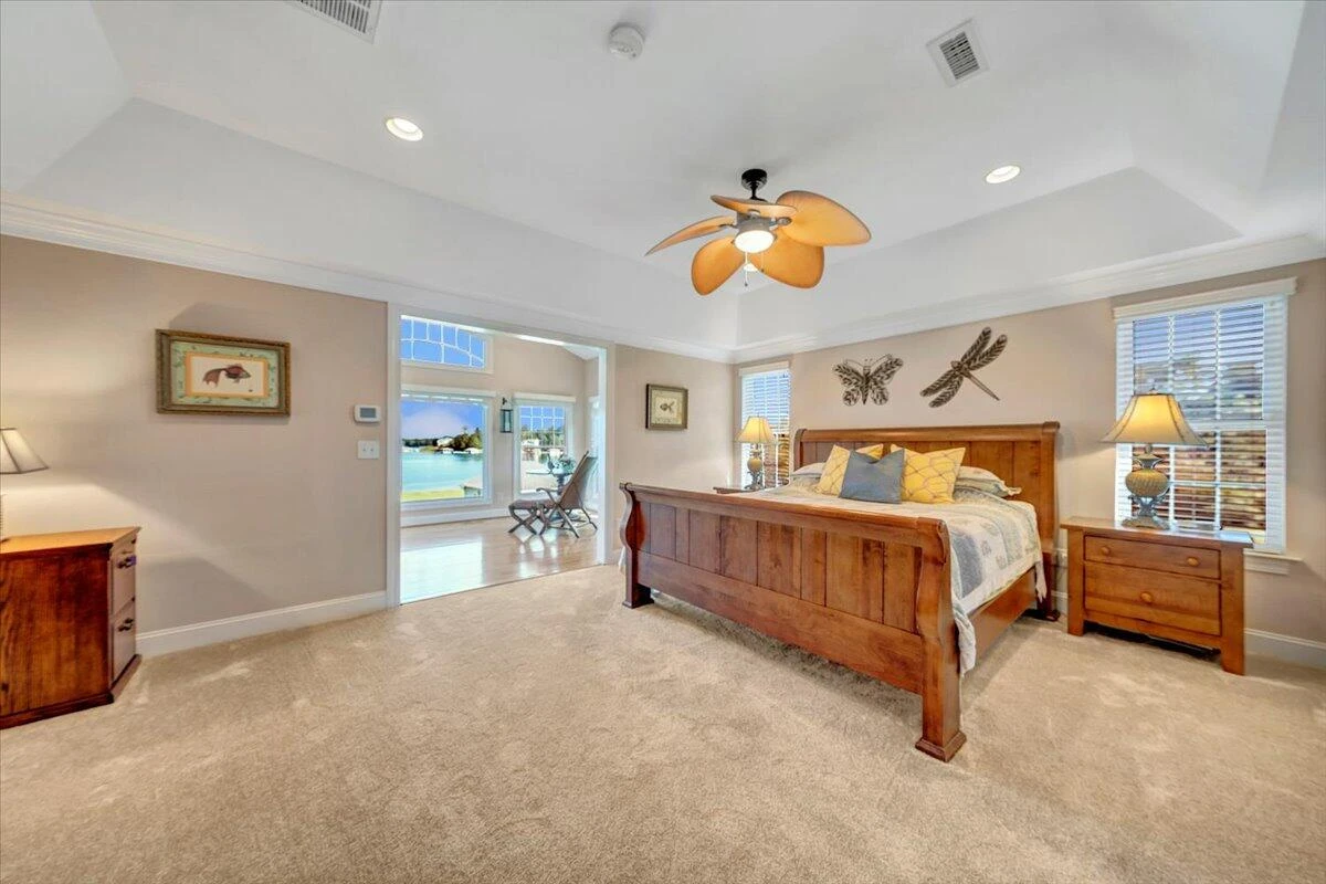 305 Lands End CIR - Photo 28