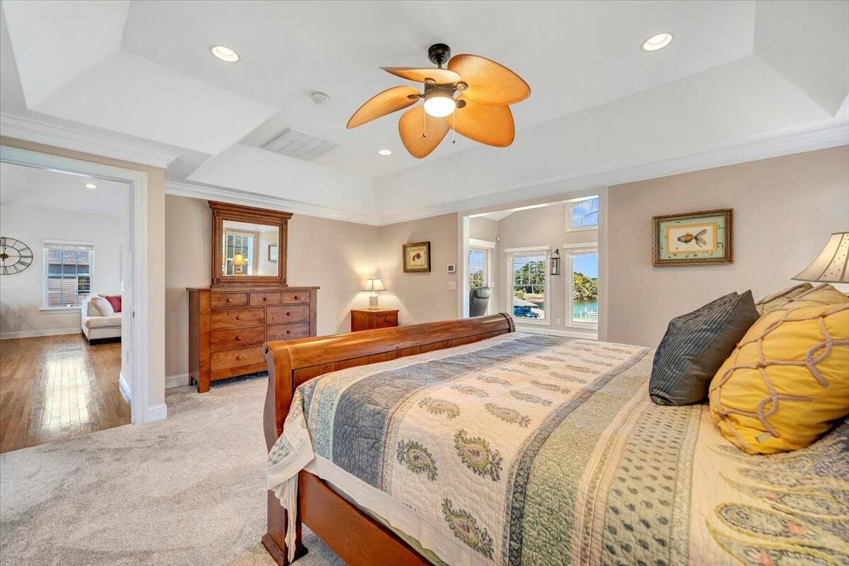 305 Lands End CIR - Photo 29