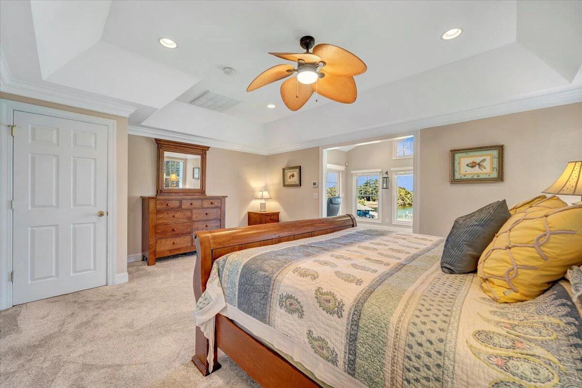 305 Lands End CIR - Photo 30