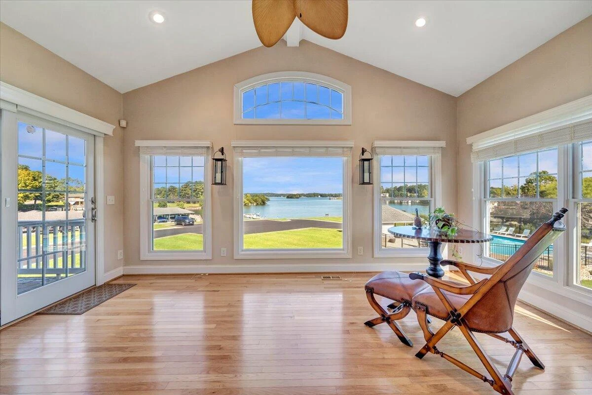 305 Lands End CIR - Photo 33