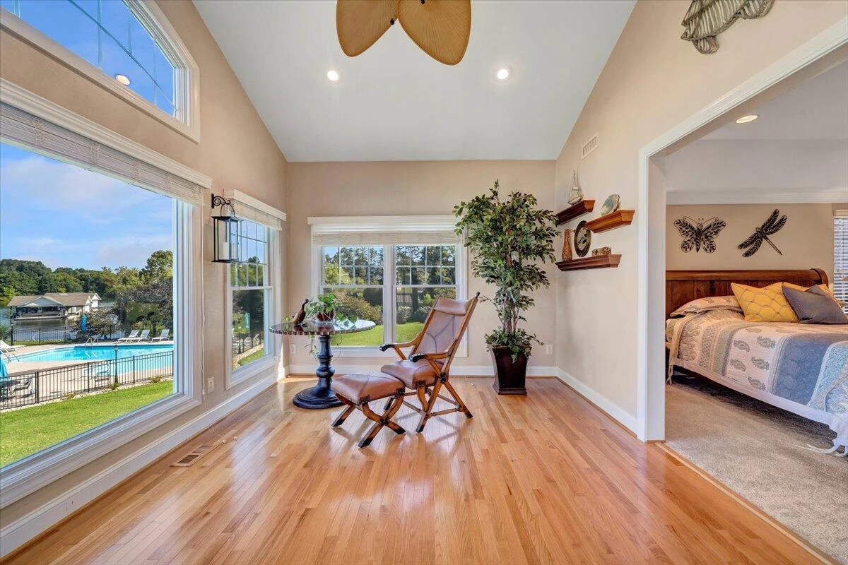 305 Lands End CIR - Photo 34