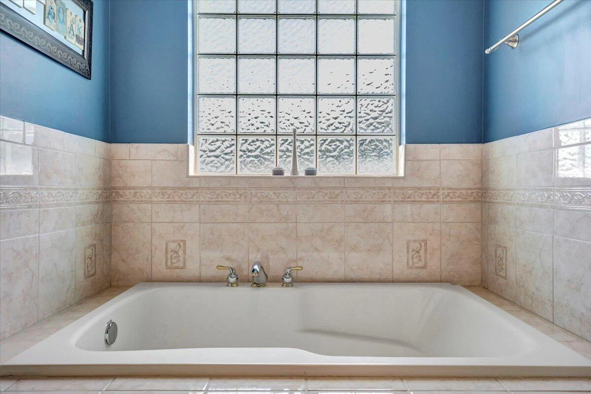 305 Lands End CIR - Photo 38