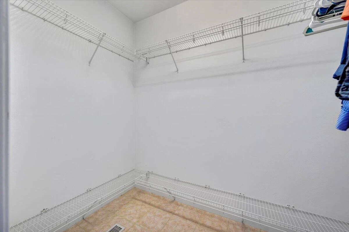 305 Lands End CIR - Photo 40