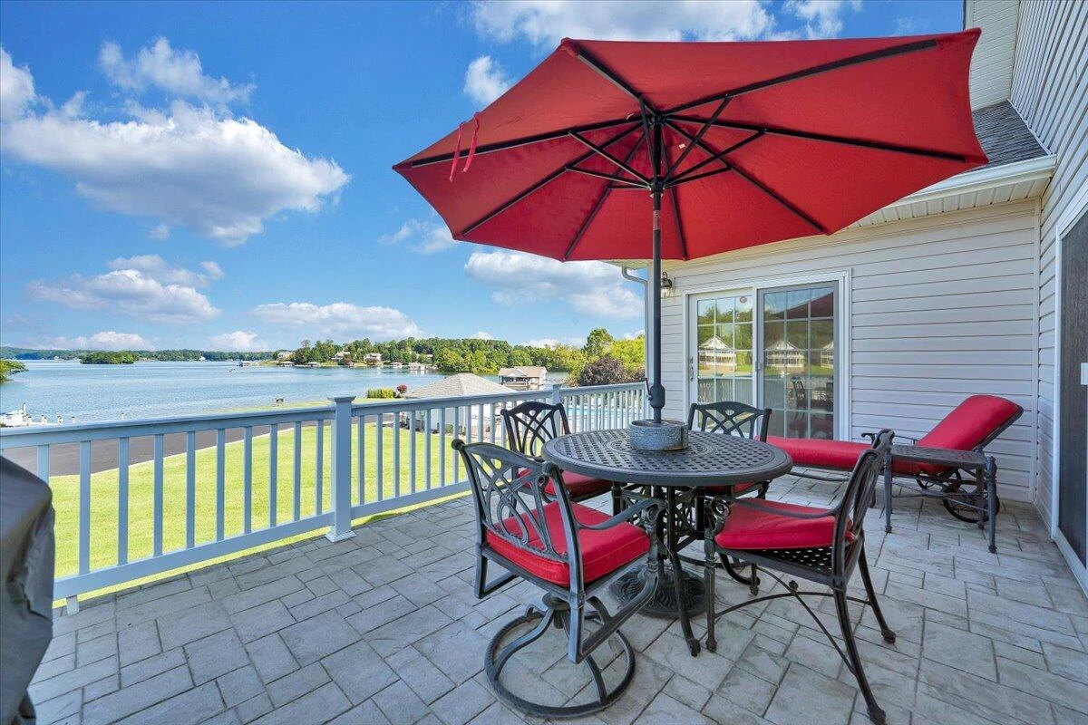 305 Lands End CIR - Photo 42
