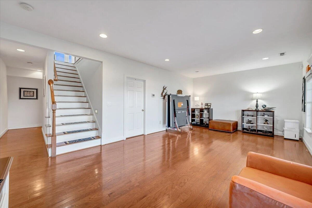 305 Lands End CIR - Photo 48