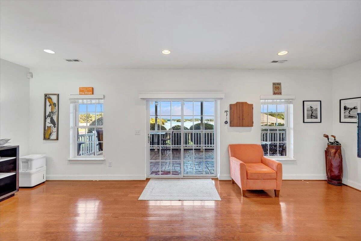 305 Lands End CIR - Photo 51