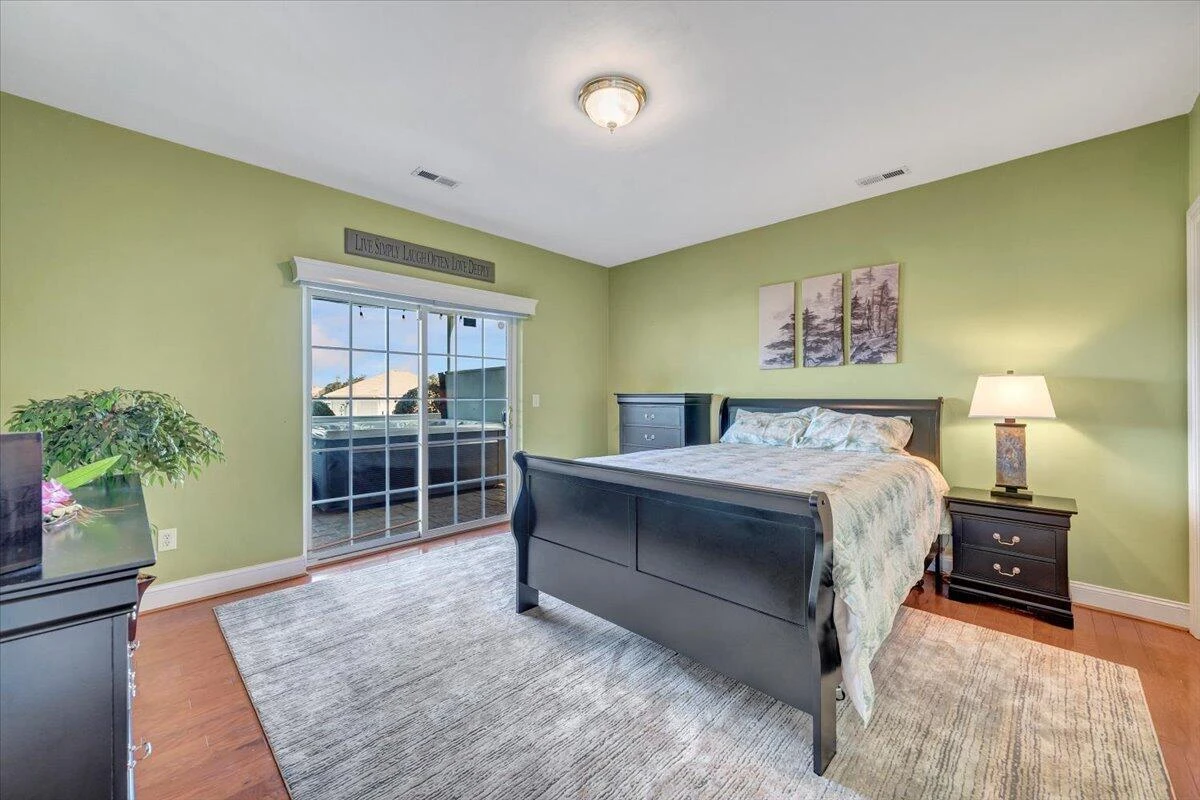 305 Lands End CIR - Photo 52