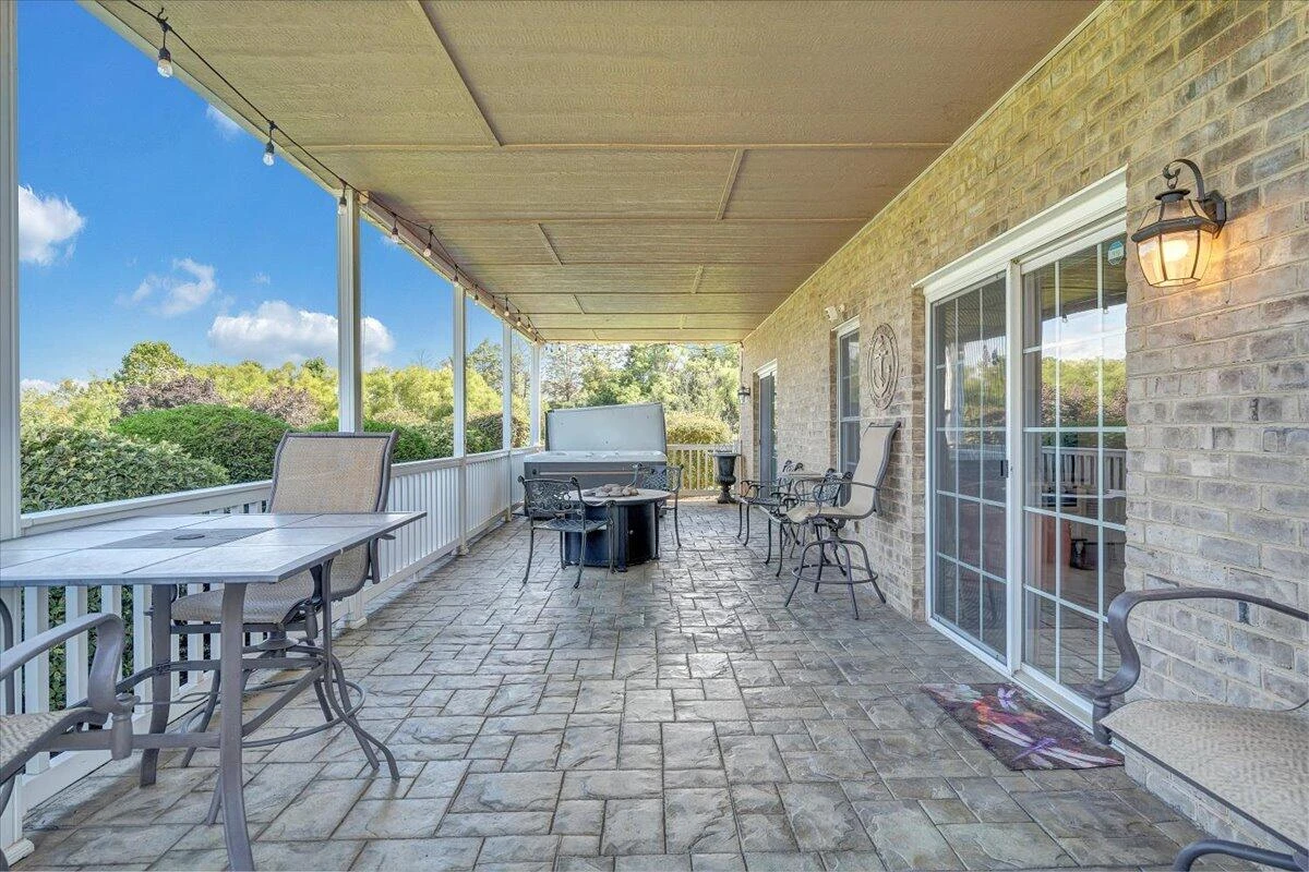 305 Lands End CIR - Photo 66