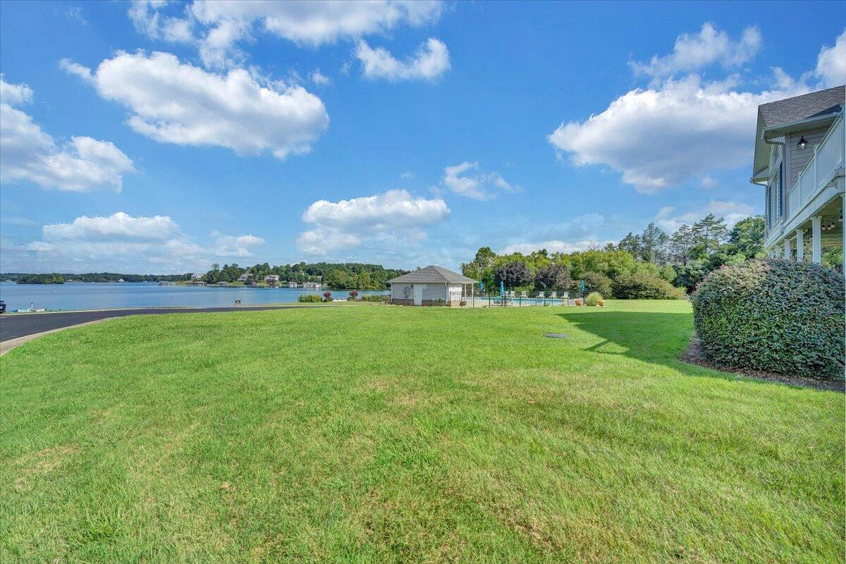 305 Lands End CIR - Photo 68