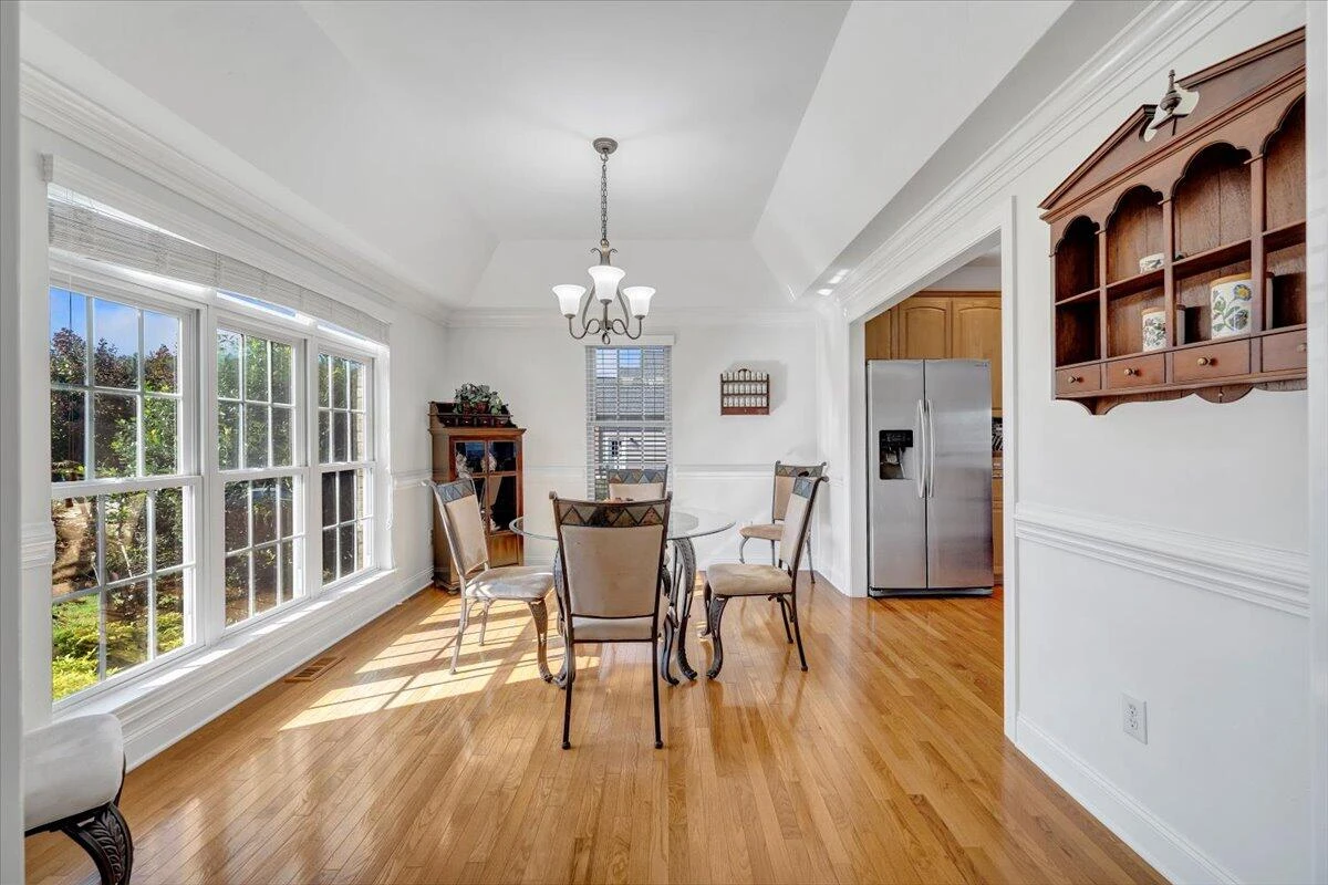 305 Lands End CIR - Photo 7