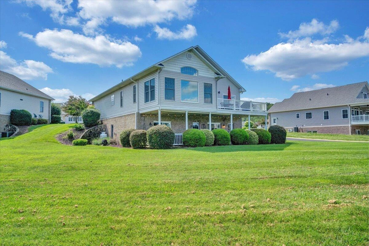 305 Lands End CIR - Photo 76