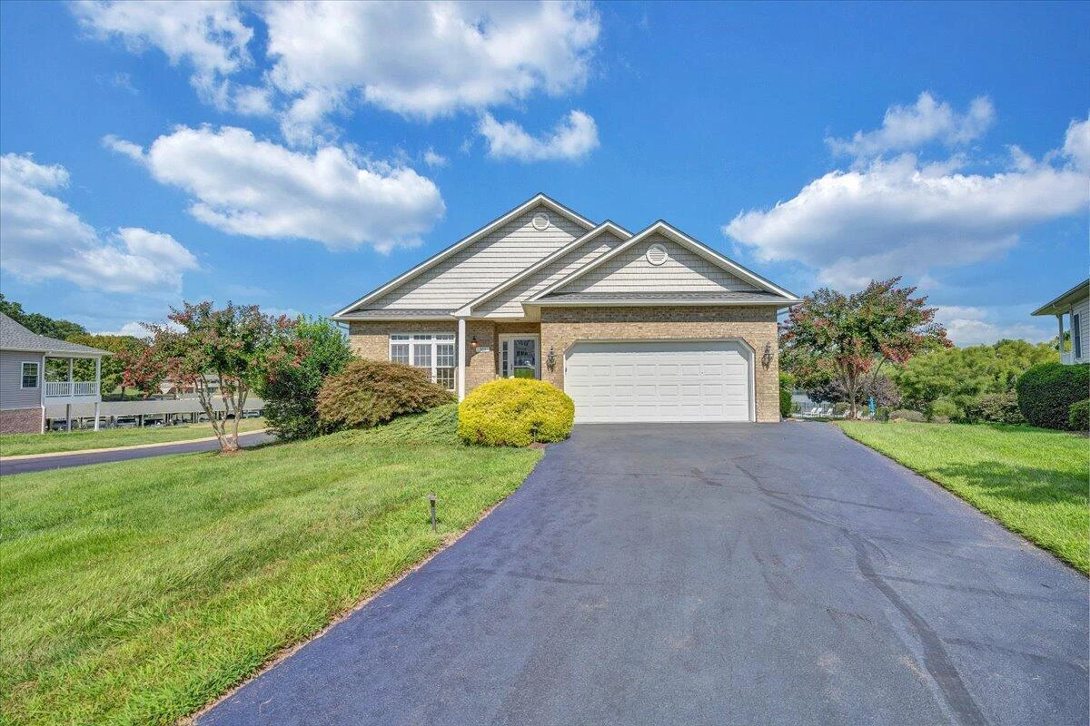 305 Lands End CIR - Photo 80