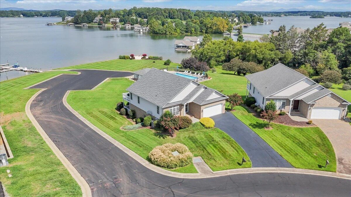 305 Lands End CIR - Photo 93