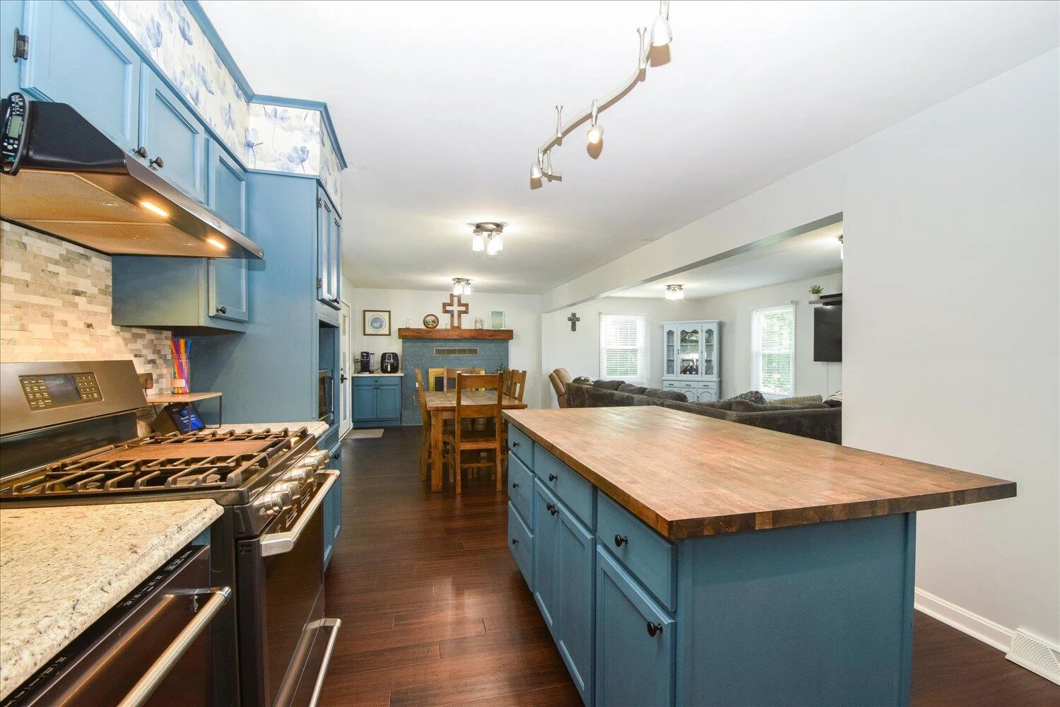 1223 Stoutamire DR - Photo 12