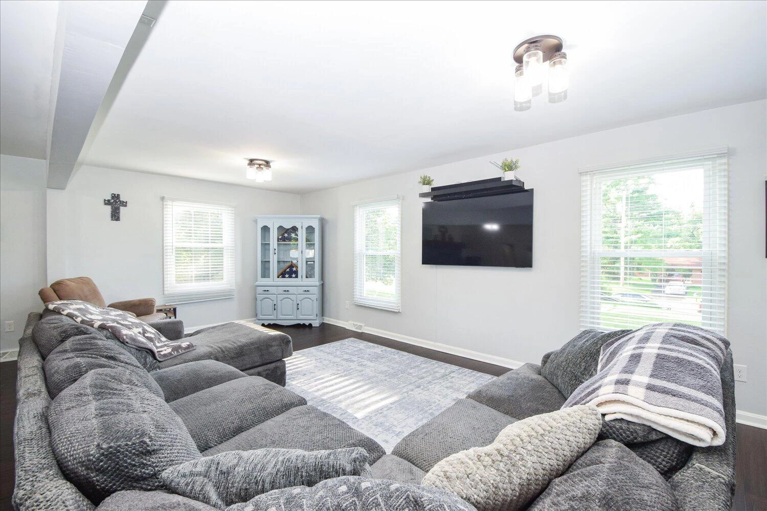 1223 Stoutamire DR - Photo 17