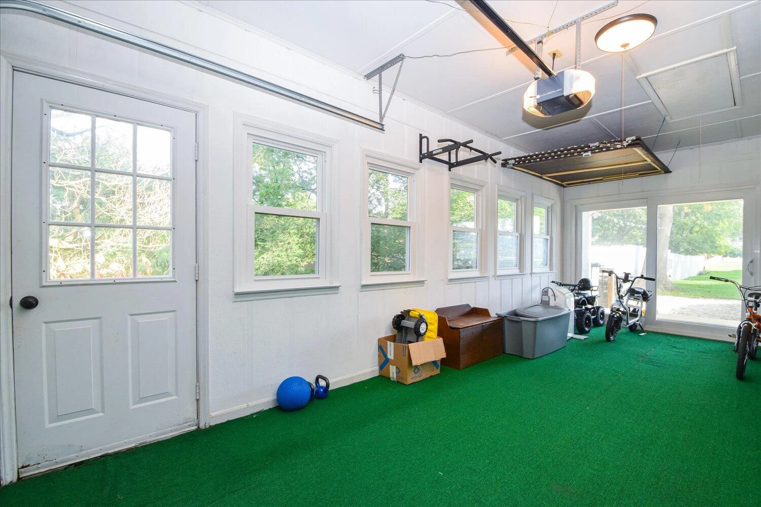 1223 Stoutamire DR - Photo 23