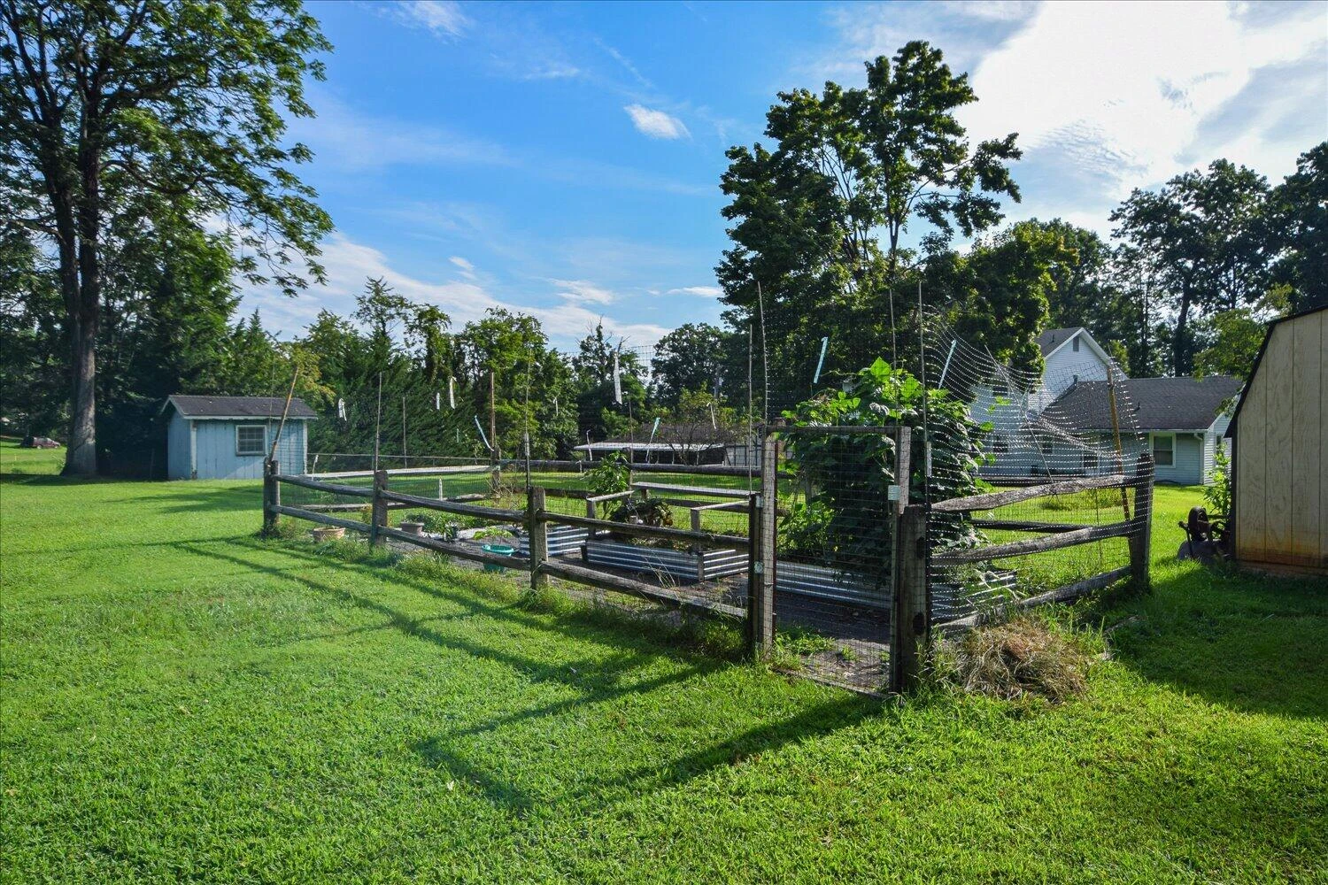 1223 Stoutamire DR - Photo 45