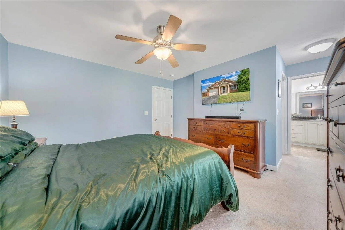 619 Moran AVE - Photo 13