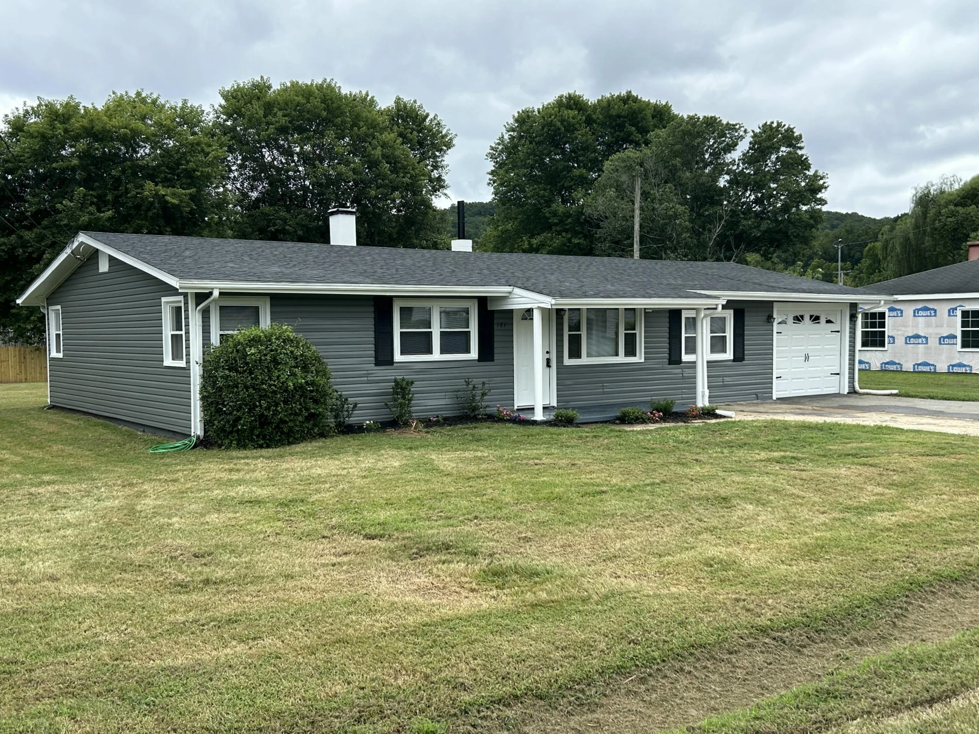161 Whitby TER - Photo 2