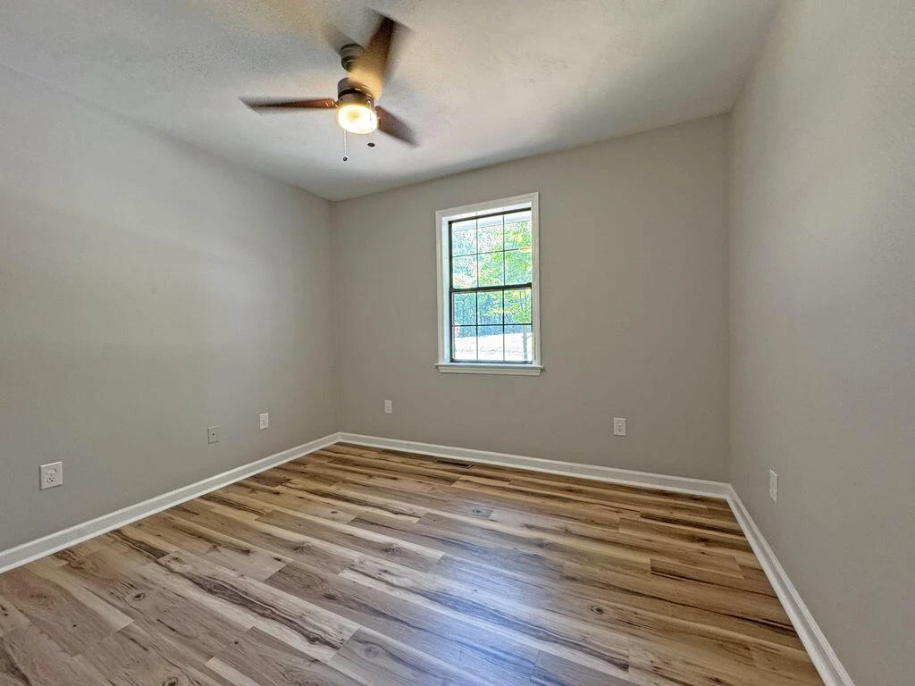 103 Lands Harbor LN - Photo 11