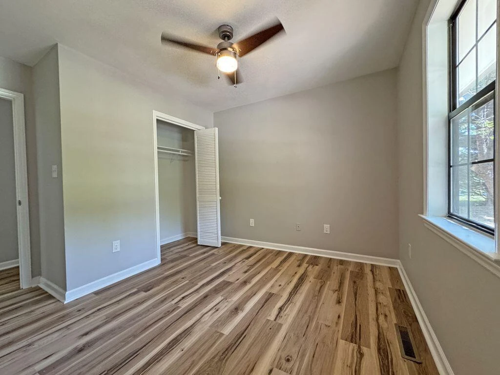 103 Lands Harbor LN - Photo 13