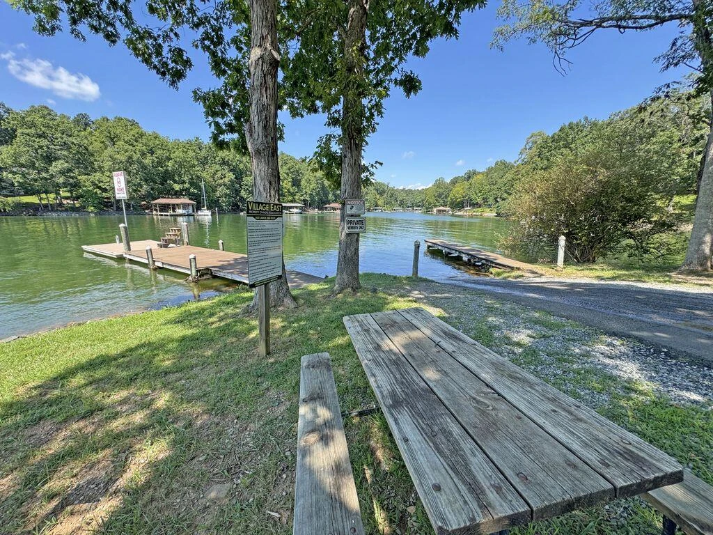 103 Lands Harbor LN - Photo 37