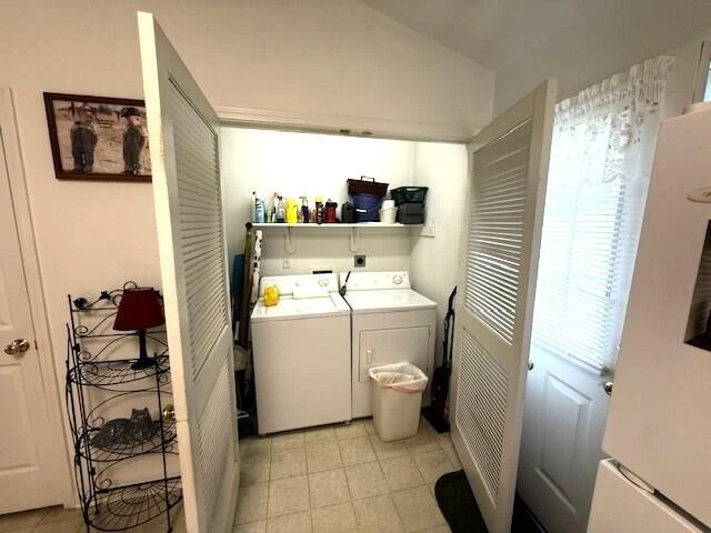 312 Cypress ST - Photo 10