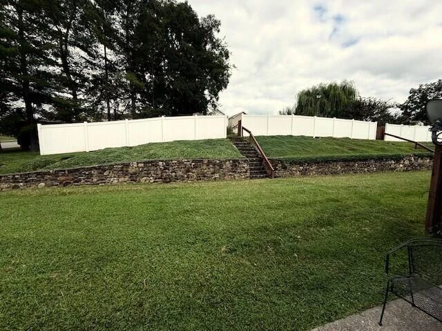 312 Cypress ST - Photo 22