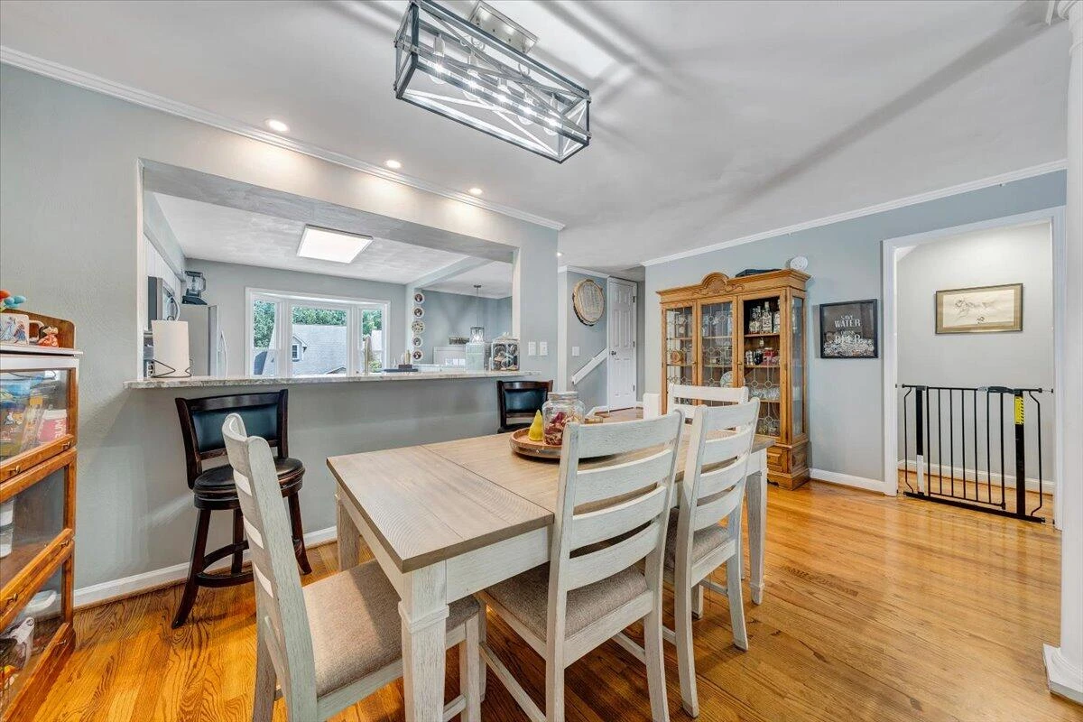 4715 Wembley PL SW - Photo 13
