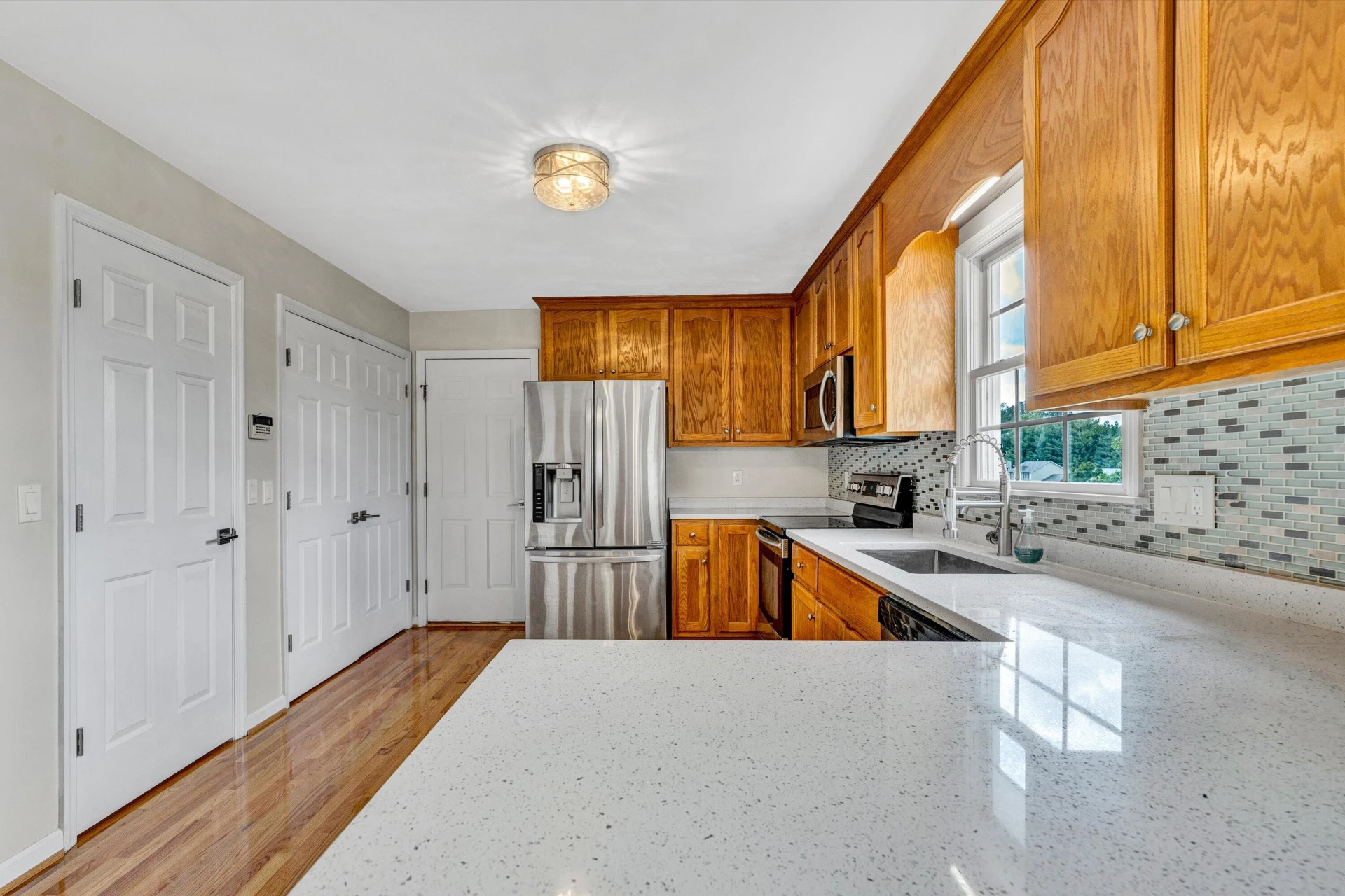2269 Karen DR - Photo 18
