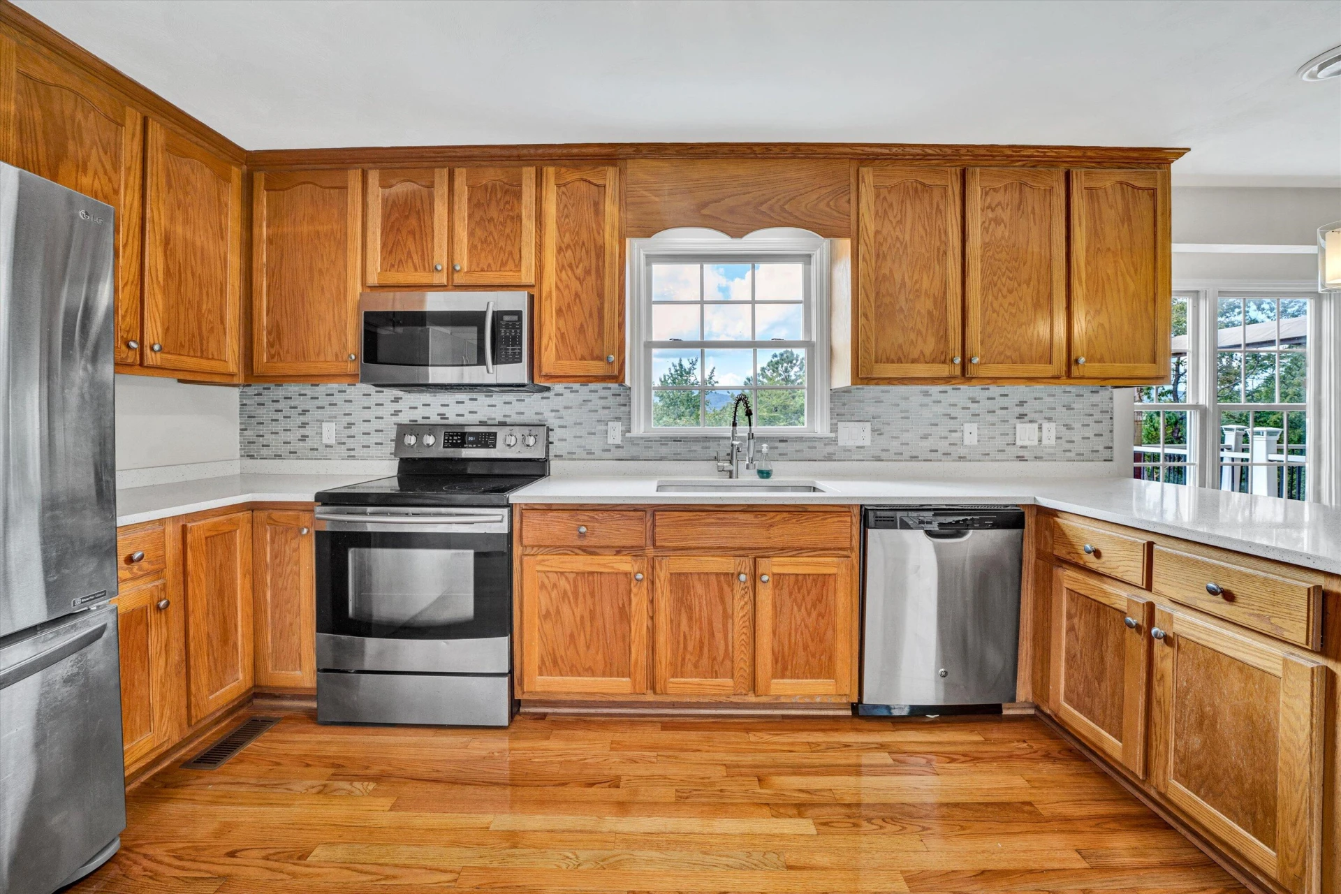 2269 Karen DR - Photo 20