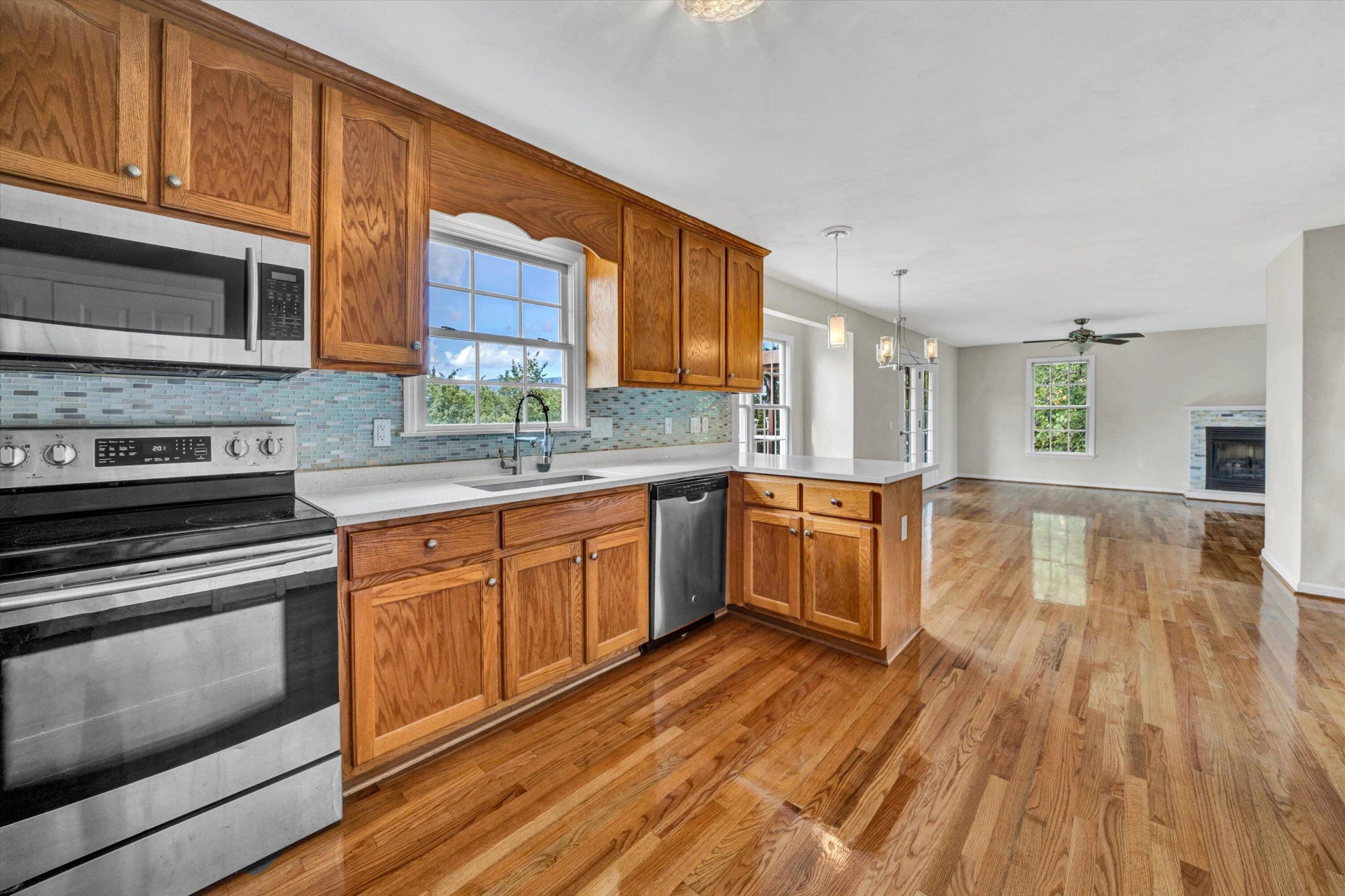 2269 Karen DR - Photo 21