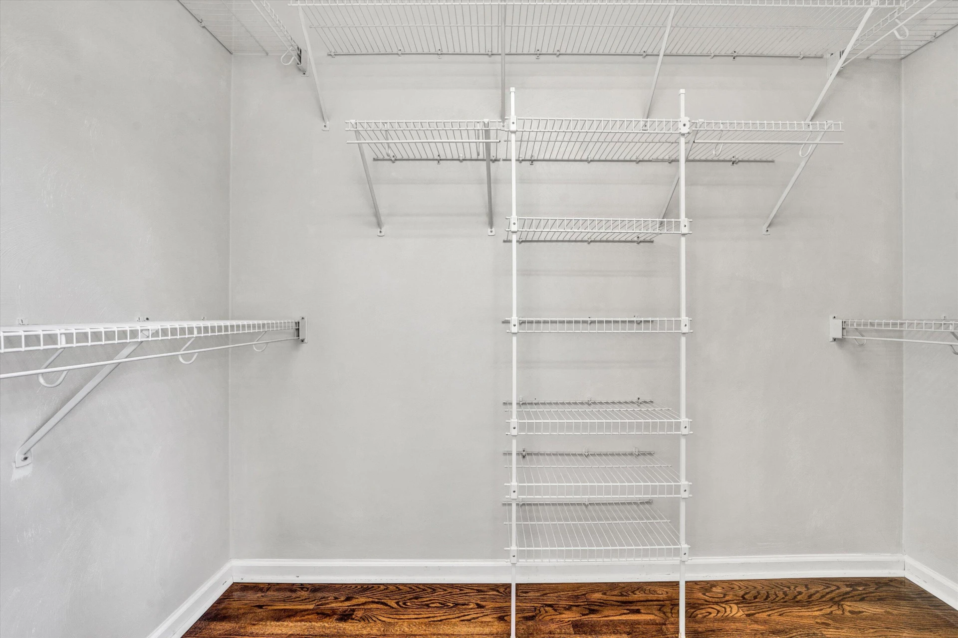 2269 Karen DR - Photo 34