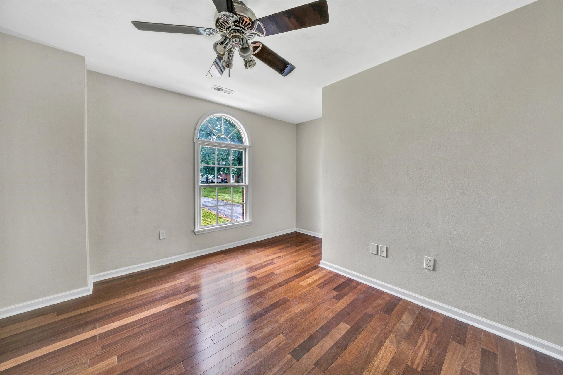 2269 Karen DR - Photo 41