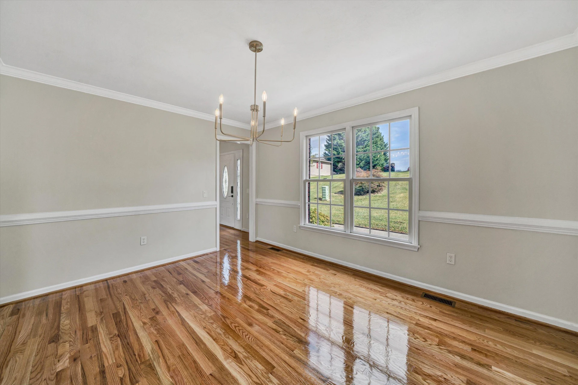 2269 Karen DR - Photo 6