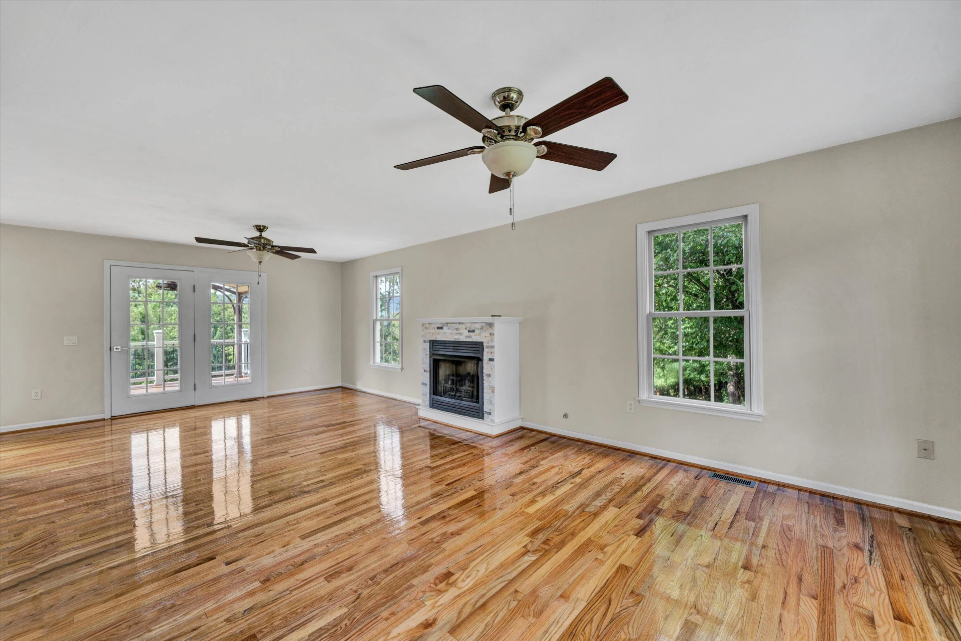 2269 Karen DR - Photo 8
